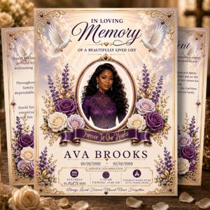 Puede incluir: Un programa funerario con el retrato de una persona con vestido morado, rodeado de rosas moradas y crema y lavanda. El texto dice In Loving Memory, Ava Brooks y Forever In Our Hearts, con detalles del servicio y palomas blancas.