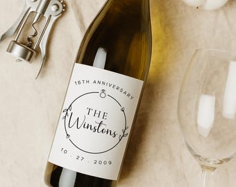 Custom Floral Anniversary Wine Label - Personalized Anniversary Year and Last Name Wine Bottle Sticker, Anniversary Wine Gift for Couples