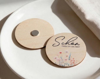 Platzkarten Hochzeit Holz Magnet Ø6cm personalisiert – Sommerblumenwiese – Namenskarten Tischdeko – Gastgeschenk