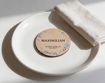 Platzkarten Hochzeit Holz Ø6cm personalisiert – Wildblumenkranz – Tischkarten Namen – Gastgeschenk Hochzeit