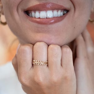Gold Leaf Ring – 14K Solid Gold Nature-Inspired Band, Dainty Adjustable Olive Branch Ring, Minimalist Botanical Jewelry