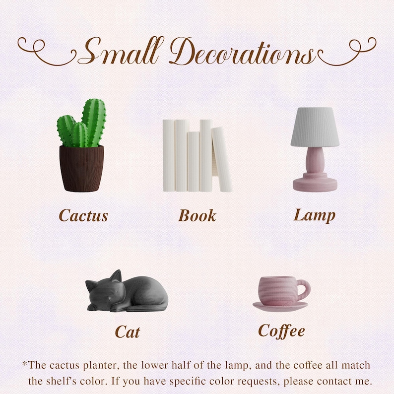 Puede incluir: Imagen que muestra objetos decorativos en miniatura. Se presentan un cactus verde en una maceta marr&oacute;n, libros blancos, una l&aacute;mpara rosa, una figura de gato gris y una taza de caf&eacute; rosa con un platillo. El texto "Small Decorations" est&aacute; en la parte superior.