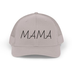 Mama Snapback Trucker Cap: Trendy Vintage-Style Hat