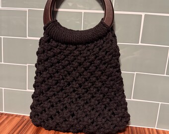 Bolso de mano de macramé