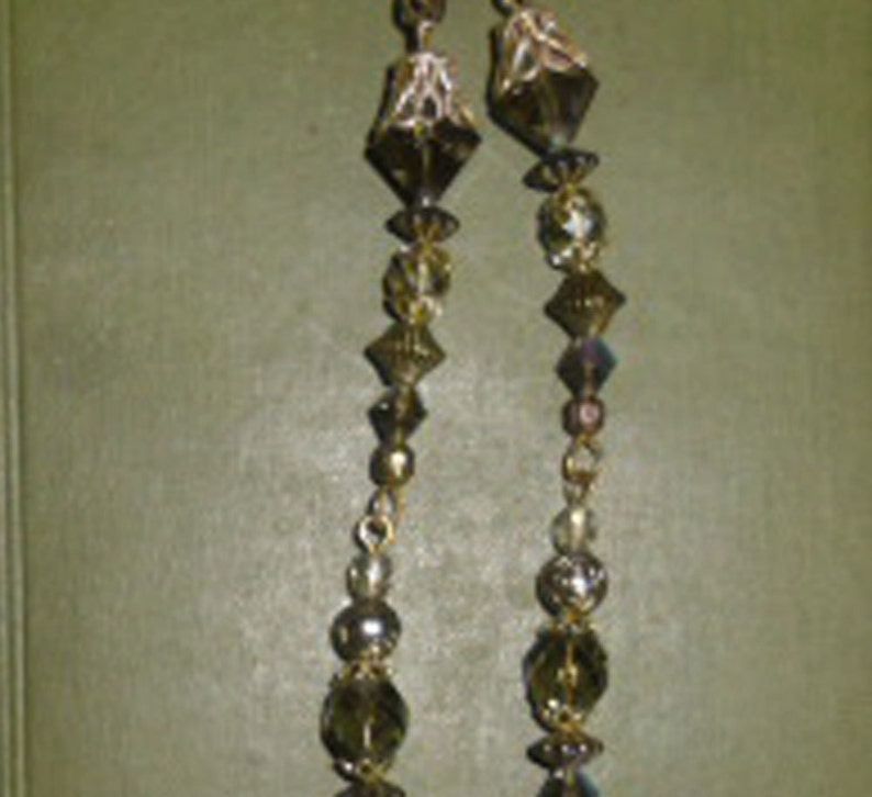 40 Length Antique Gold and Silver Tone Chain Chain and Beads Vintage Necklace Irridescent Beads Lariat Necklace