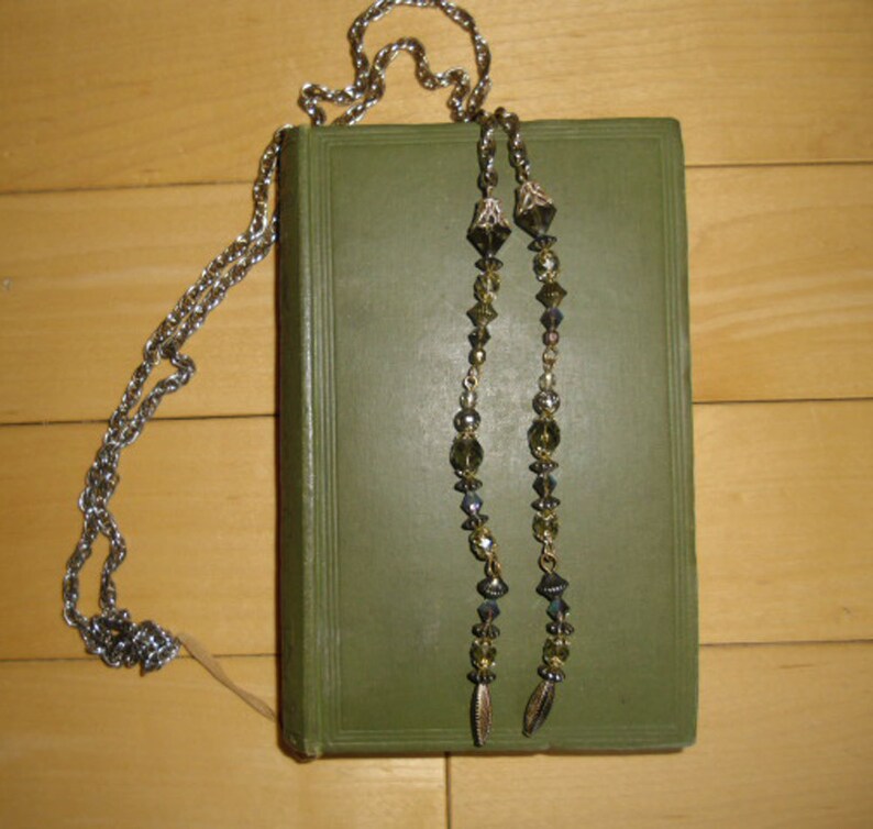 40 Length Antique Gold and Silver Tone Chain Chain and Beads Vintage Necklace Irridescent Beads Lariat Necklace