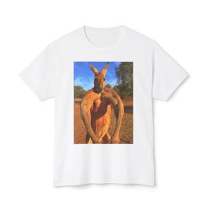 Känguru Spaß Unisex T-Shirt, Casual Humor T-Shirt, Geschenk für Tierliebhaber, Naturliebhaber Kleidung, Einzigartiges Grafik Shirt