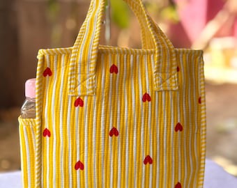 Lunchboxtas: gewatteerde katoenen kleine draagtas met gele hartprint voor dagelijks gebruik