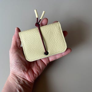 KNOT wallet mini - butter leather - burgundy elastic cord
