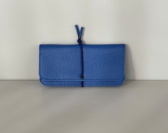 KNOT wallet wide - cobalt blue leather