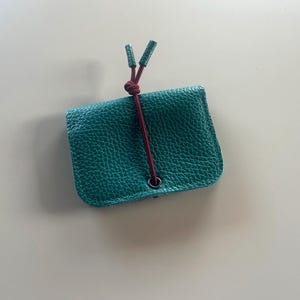 KNOT wallet mini - pine leather - burgundy elastic