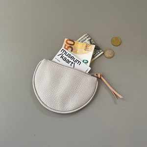 FLAT MOON purse biscuit leather image 6