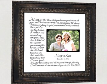 Unique Mother of the Bride, Wedding Gift from Daughter, Personalized Wedding Photo Frame, Wedding Frame with Custom Photo Mat