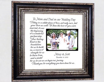 Personalized Wedding Frame for Parents of the Bride Groom, Wedding Day Gifts for Mom and Dad, Personalized Wedding Photo Mat