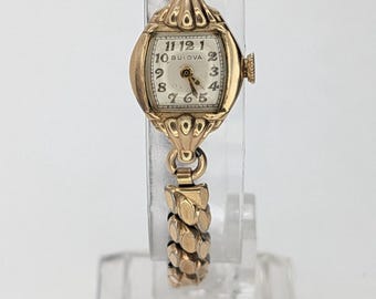 Vintage Bulova Ladies Watch 1951 Gold Tone Wind Up Wristwatch 10KT RGP Bezel 17 Jewels