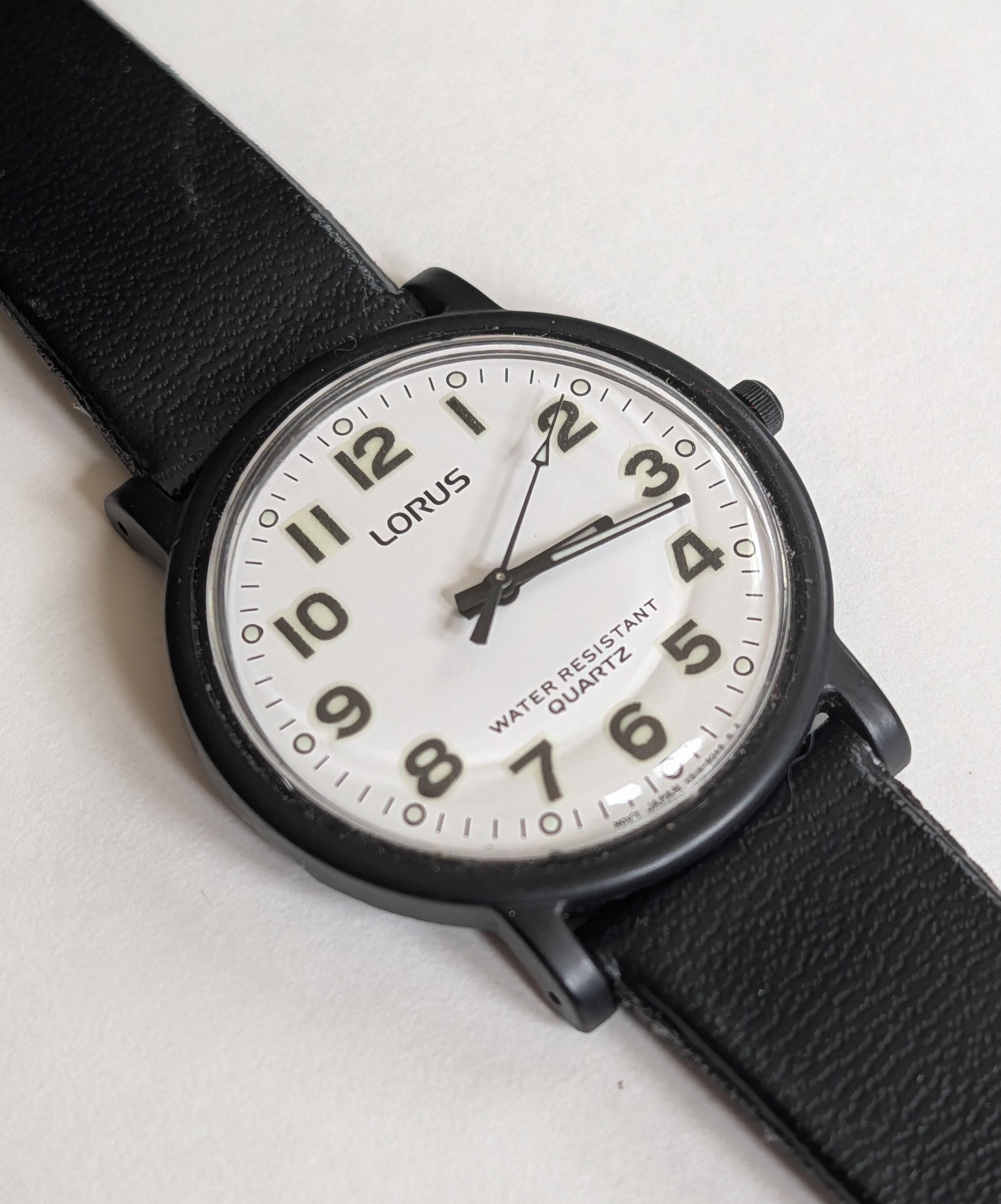 Vintage Lorus Silver Watch with Black Accents Vintage Lorus Watch - Etsy main image 3