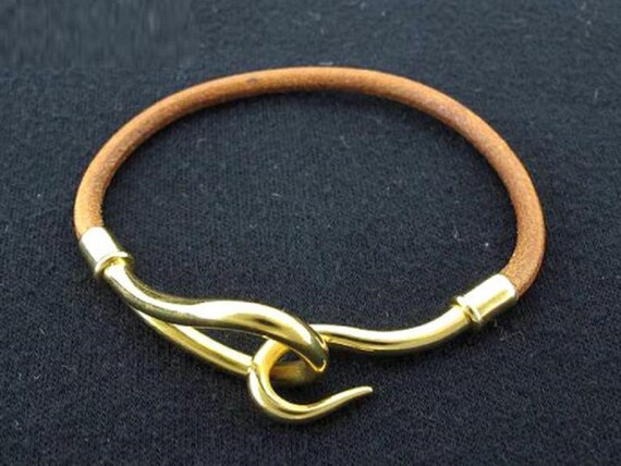 HERMES Jumbo Hook Bracelet 18kt Gold 