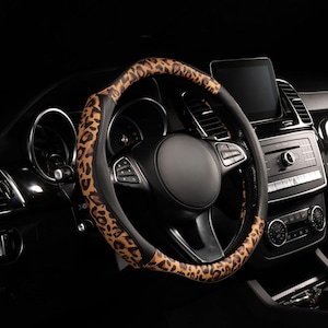 Lord AutoFashion Steering Wheel Cover – PU Leather, Non-Slip Rubber Inner, All-Season Comfort – 14.5–15 Inch (Black/Leopard 8684)