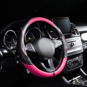 Lord Autofashion Steering Wheel Cover – PU Leather, Non-Slip Rubber Inner, All-Season Comfort – 14.5–15 Inch (Black/Pink 7685)