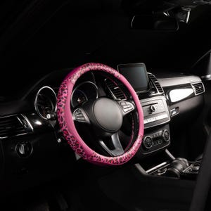 Pink Leopard Steering Wheel Cover – Microfiber Leather Non-Slip Grip, Universal 15" Fit