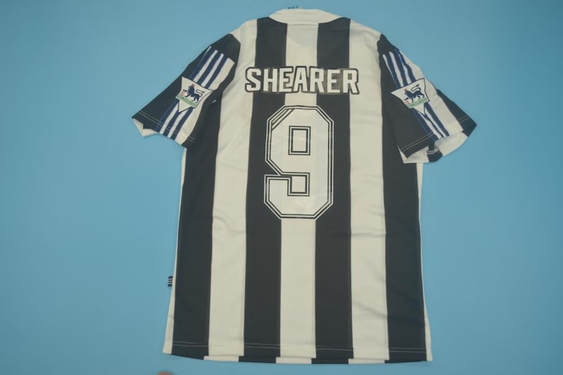 Newcastle United 1995/97 Home Short Sleeve Shirt - Adults Small to 2XL - Retro - Shearer 9 image 1