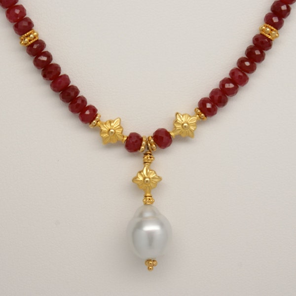 24K GOLD-Spectacular Red Ruby Gemstone Necklace with Solid Gold Beads and a Baroque South Sea Pearl