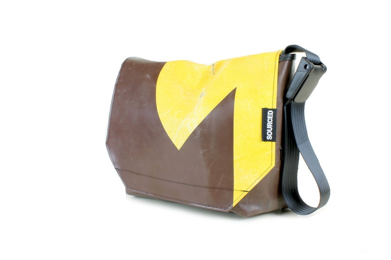 Shoulder Bag Y03 Water resistant Laptop Bag Messenger Bag made from Upcycled Truck Tarp Courier Bag Satchel