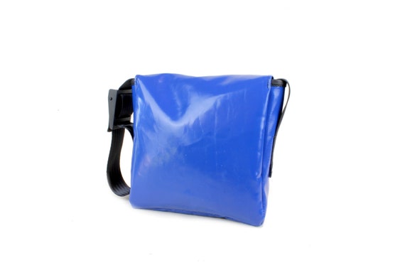 Small Truck Tarp Messenger Bag Waterproof Shoulder Bag Made From Recycled Truck Tarp Messenger Bag Courier Bag Satchel Messenger Etsy Ireland