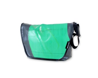 Vrachtwagen Tarp Messenger Bag | Truck Tarp schoudertas | Unieke waterdichte Messenger bag | Geüpcyclede laptoptas, duurzaam cadeau, milieuvriendelijk