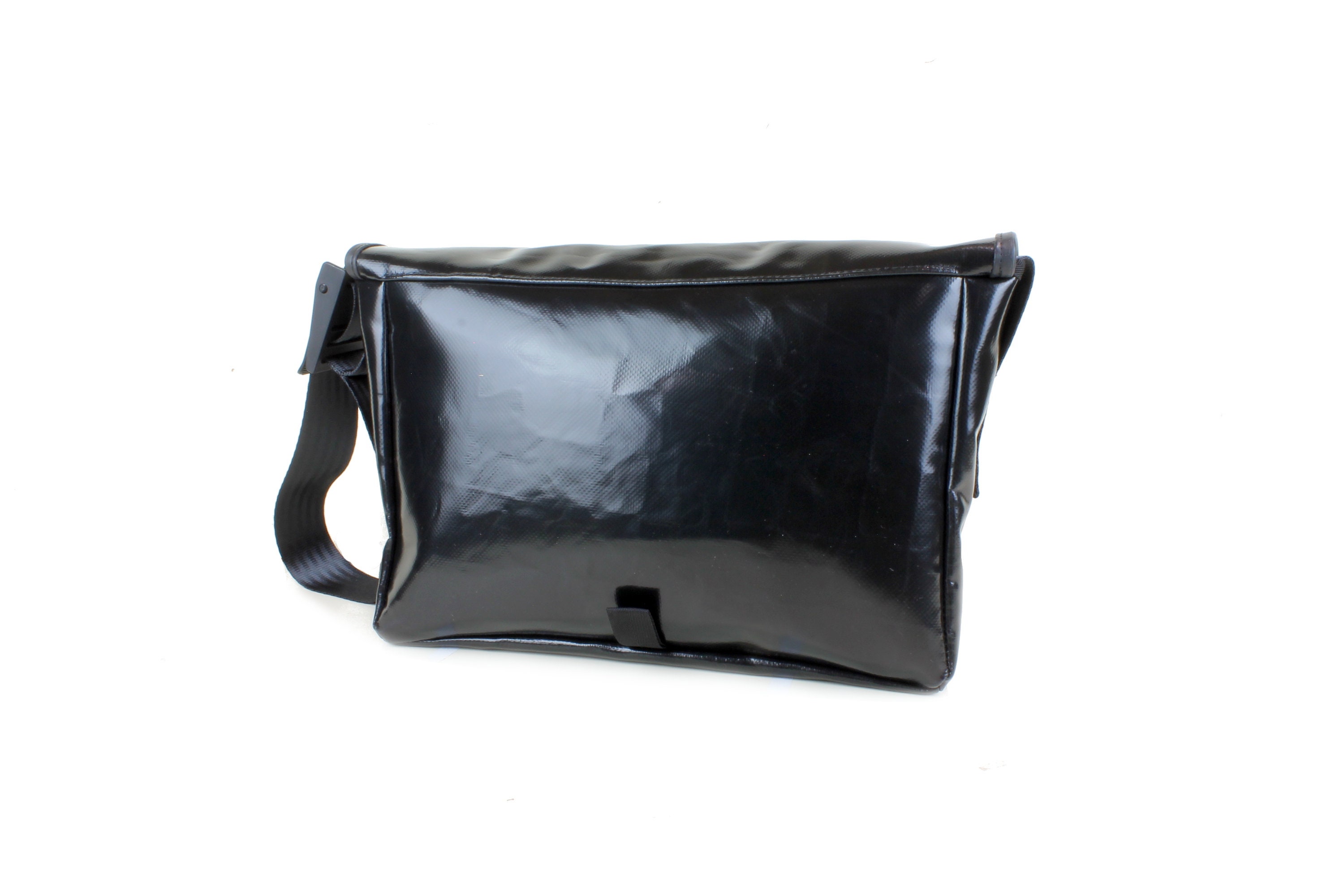 ★TOUT Y EST★ Messenger Bag TARP JR S JR S ENCBS20 O14 ENCB Messenger Bag for Commuters – Upcycled Tarp Shoulder Bag