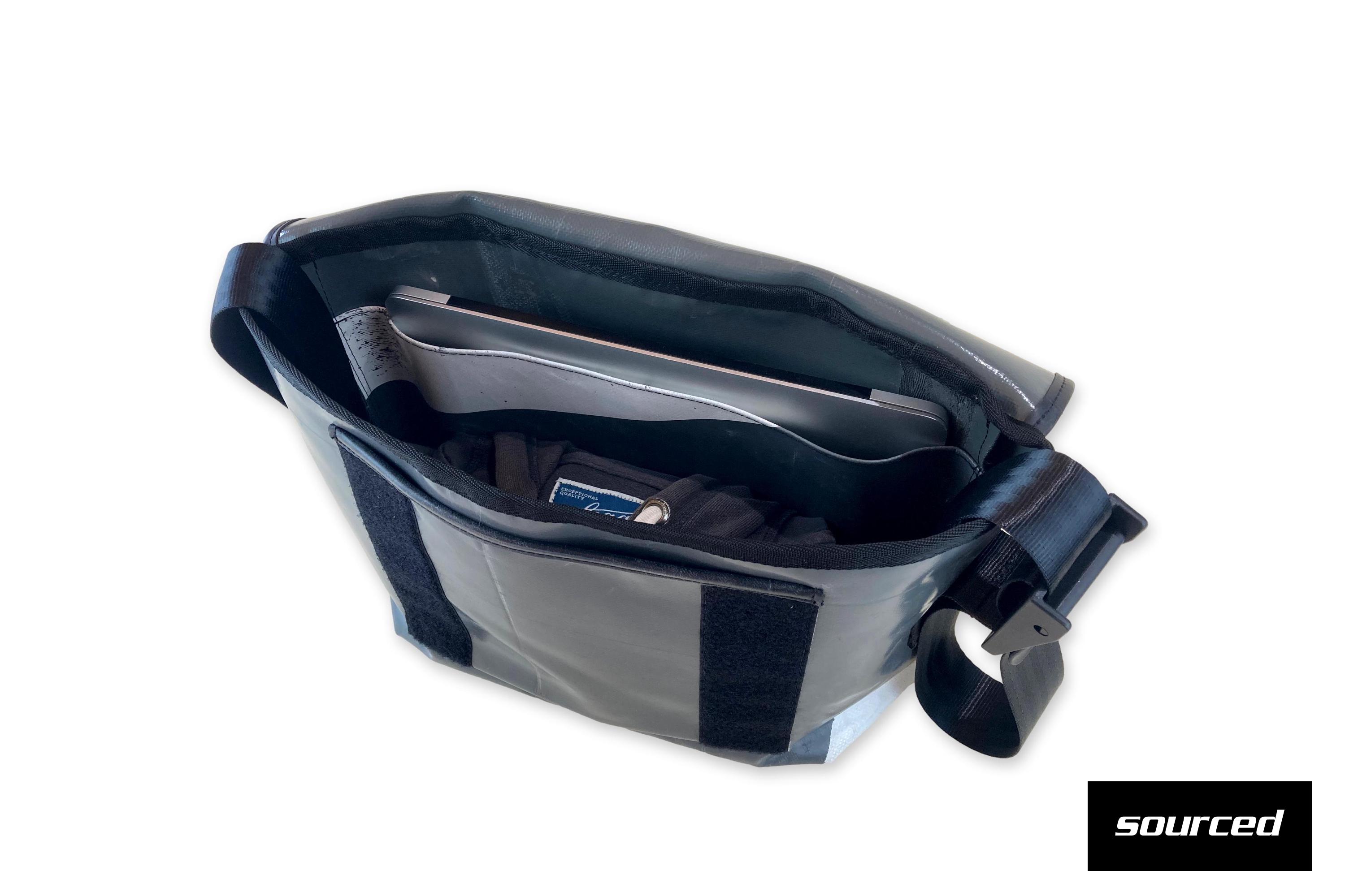 90's deuter Technical Messenger Bag テック Messenger Bag Techwear