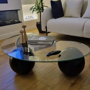 Modern Oval Tempered Glass Coffee Table, Minimalist Decorative Center Table with Polyurethane Cast Legs, Gift For New Home, Balcony, Terrace