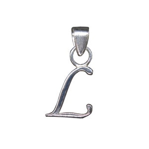 Colgante de plata de ley con sello 925 y letra L
