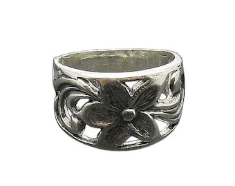 Sterling Silver Floral Ring Stamped 925 Nickel Free