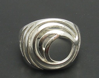 Stylish Sterling Silver Ring Solid Genuine Hallmarked 925 Nickel Free