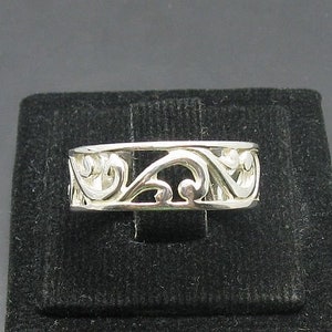 Sterling Silver Ring Floral Design Band Hallmarked 925 Nickel Free