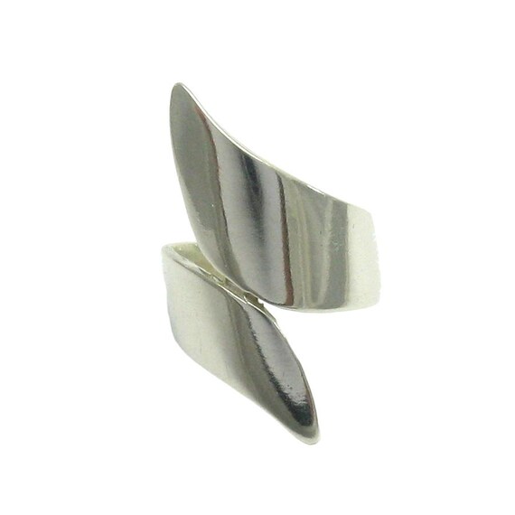 Elegante Anello Lungo in Argento Sterling Massiccio Timbrato Elegante Anello Lungo in Argento Sterling Massiccio Timbrato
