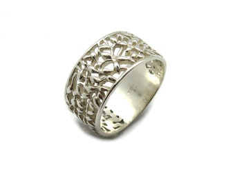 R001875 Sterling silver ring solid 925 floral band