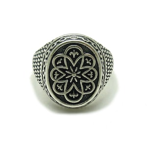 Sterling Silver Men&#39;s Ring Ornamental Oval Top Solid Stamped 925 Nickel Free