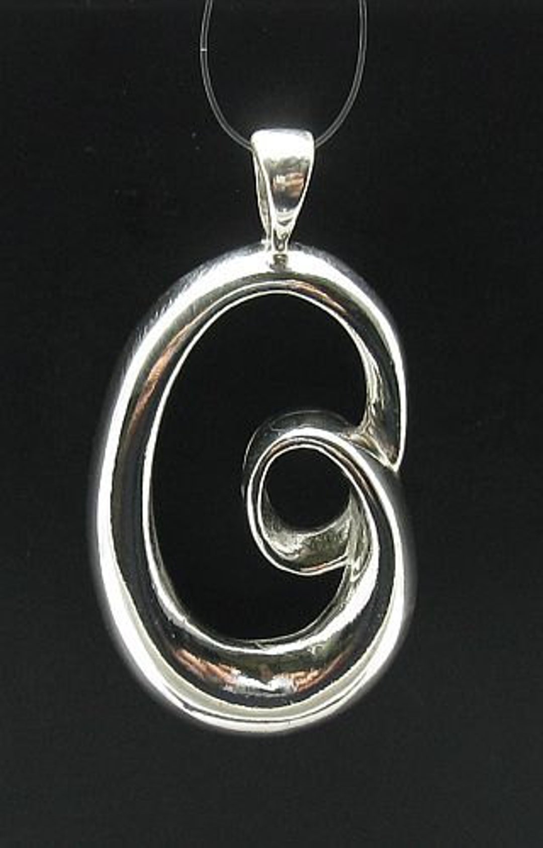 Pendentif En Argent Massif Poinçonné - Superbe Bijou Vintage - Occasion