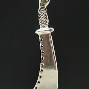 PE000608 Colgante de plata de ley maciza 925 Espada Cimitarra