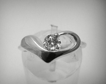 R000517 Sterling Silver  Ring CZ 925 Heart