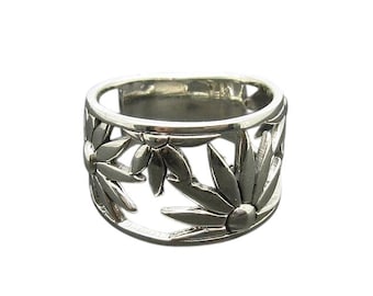 Sterling Silver Floral Band Ring Stamped 925 Nickel Free