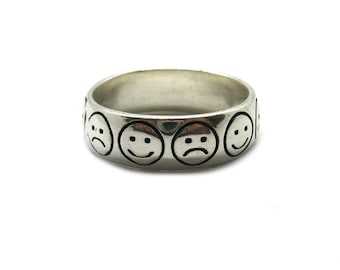 Sterling silver ring 7mm band solid hallmarked 925 Emoticons R001969