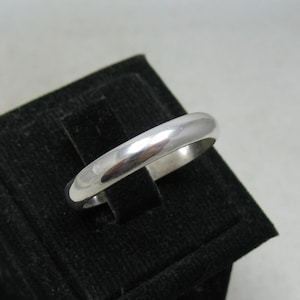 Sterling Silver Ring Classic Band Hallmarked 925