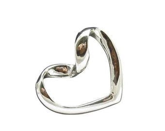 Hjärthänge i sterlingsilver, stämplat 925, nickelfritt