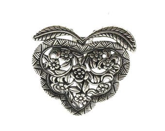 Hänge med blommigt hjärta i sterlingsilver, stämplat 925, nickelfritt