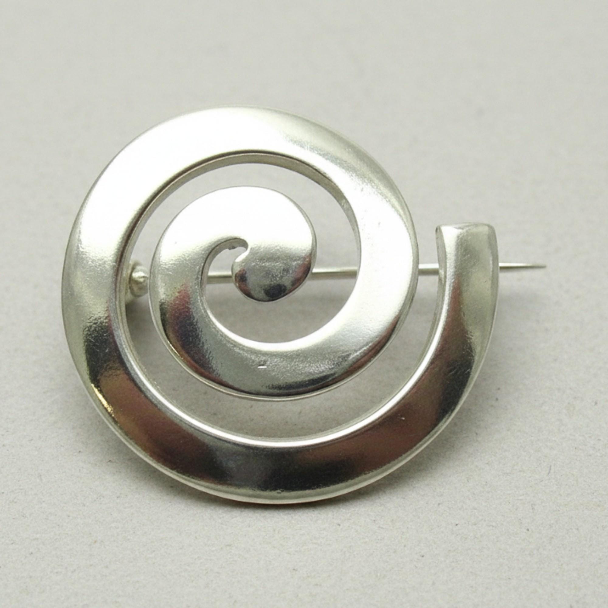 シルバー925ブローチ - Etsy 日本