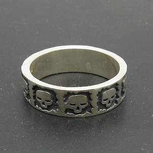 R000701 STERLING SILVER Ring Solid 925 Skull band