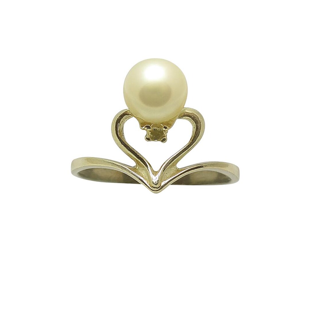 Sterling Silver Ring With Cubic Zirconia and Pearl Hallmarked 925 
